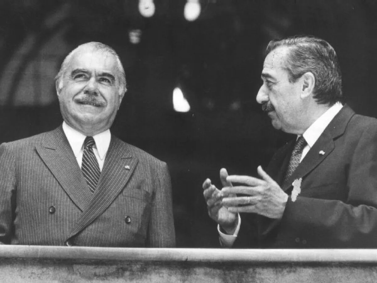 José Sarney y Raúl Alfonsín, expresidentes de Brasil y la Argentina
MIGUEL ACEVEDO RIU