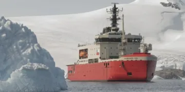 Rompehielos AGB-46 Almirante Viel en su primera campaña antártica, en enero de 2025. Imagen ilustrativa