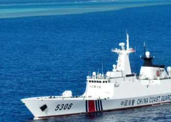 Buque de patrulla 5308 de la Guardia Costera de China patrulla y monitorea las aguas del Estrecho de Taiwán. Imagen ilustrativa.