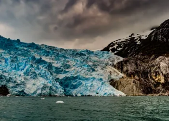 Glaciar Sarmiento de Gamboa, en la Isla Santa Ines, en la Región de Magallanes y Antártica Chilena. Imagen ilustrativa