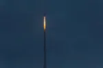 Lanzamiento de un misil no identificado con forma similar al FP-7 balístico o al interceptor FP-7x. Créditos: Fire Point