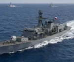 Fragata FF‑05 "Almirante Cochrane" de la Marina de Chile participa en aguas estadounidenses en Pacific Dragon 2026