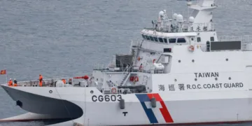 Un buque patrullero de la Guardia Costera de Taiwán