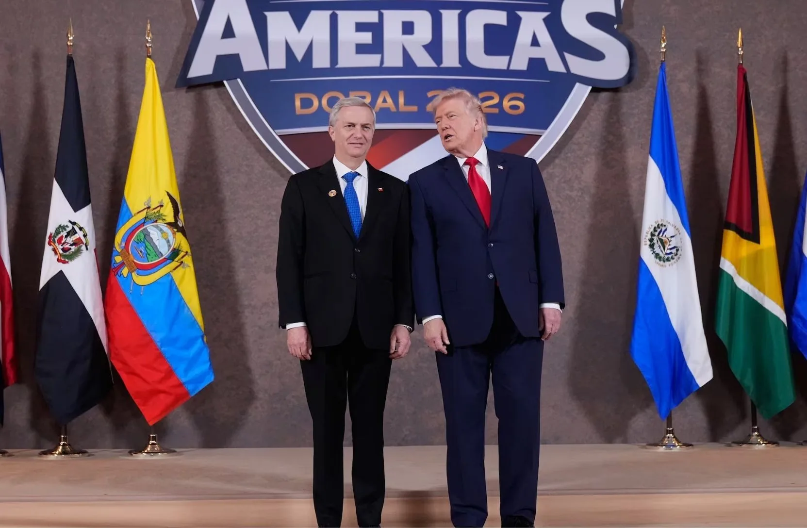 Jose Antonio Kast junto al presidente Trump, en Miami, Florida.
Mark Schiefelbein (AP)