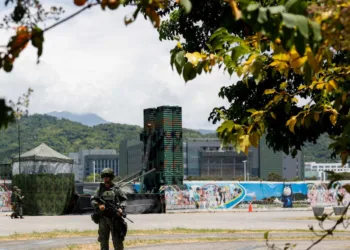 Un lanzador de misiles tierra-aire Sky Bow III se despliega en un parque local, en el marco del ejercicio militar anual Han Kuang en Taiwán
