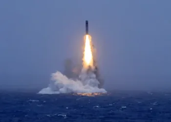 Lanzamiento de prueba de un misil estratégico de la Armada del Ejército Popular de Liberación de China, desde un submarino