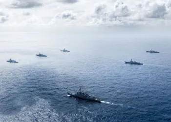 Buques multinacionales navegan en formación durante el ejercicio Pacific Dragon en el Océano Pacífico, el 11 de agosto de 2024. Imagen ilustrativa.