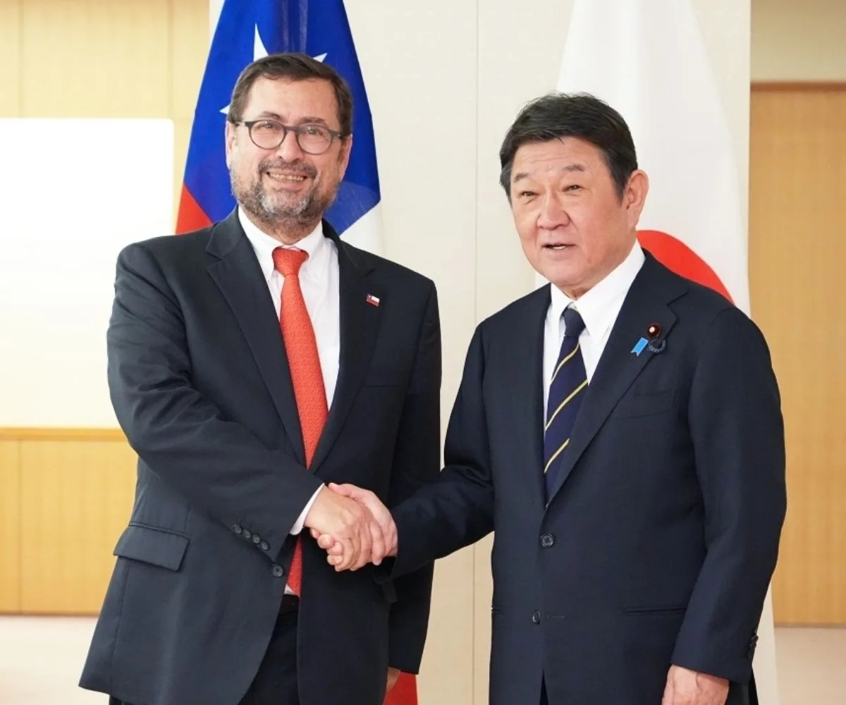El canciller de Chile, Francisco Pérez Mackenna, mantuvo una reunión con el ministro de Relaciones Exteriores de Japón, Motegi Toshimitsu, en el marco de su visita a Japón.