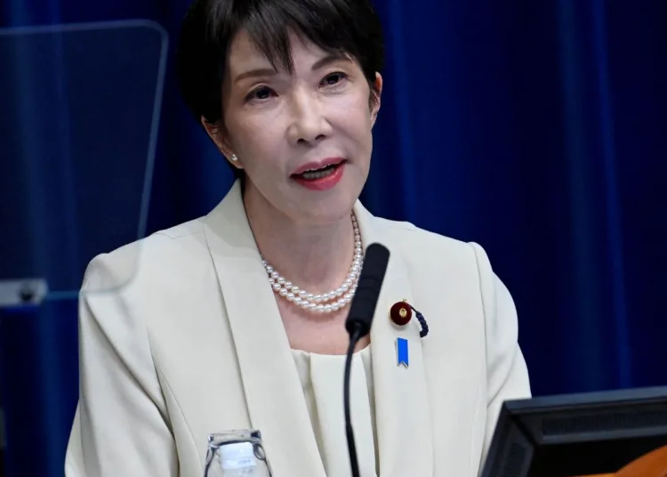 Primera ministra de Japón, Sanae Takaichi, brinda un discurso