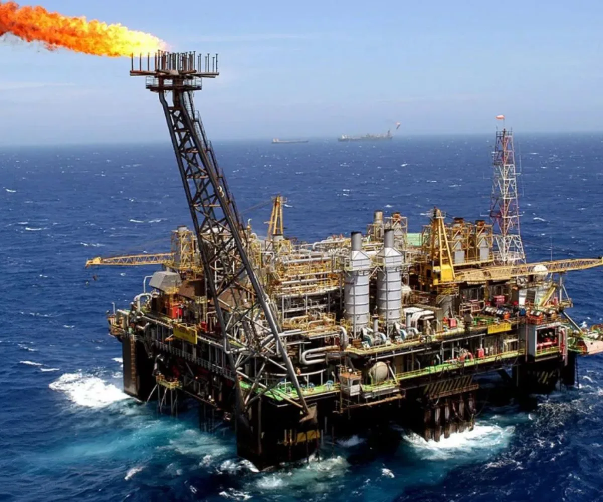 Plataforma petrolera offshore en aguas del Atlántico Sur. Imagen ilustrativa.