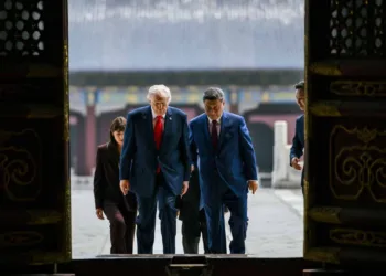 Donald Trump y Xi Jinping visitan el Templo del Cielo en Pekín, en la visita oficial del Presidente de Estados Unidos a China, el 14 de mayo de 2026