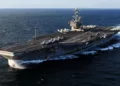 El portaaviones USS George Washington (CVN 73) transita por el Mar de China Oriental