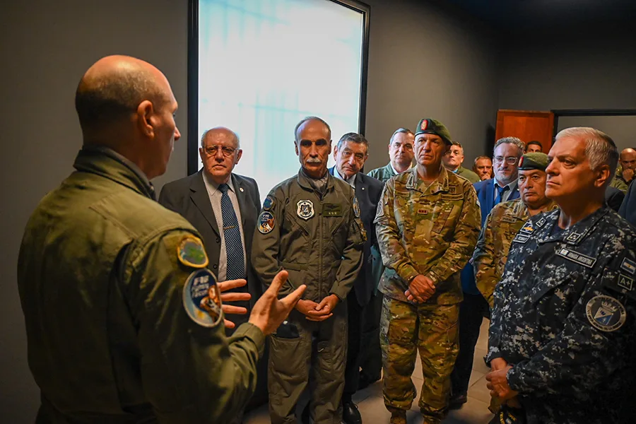 jefe del Estado Mayor General de la Fuerza Aérea, brigadier mayor Gustavo Javier Valverde