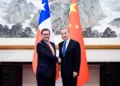 El ministro de Relaciones Exteriores chino, Wang Yi, se reunió con el ministro de Relaciones Exteriores de Chile, Francisco Pérez Mackenna, en China