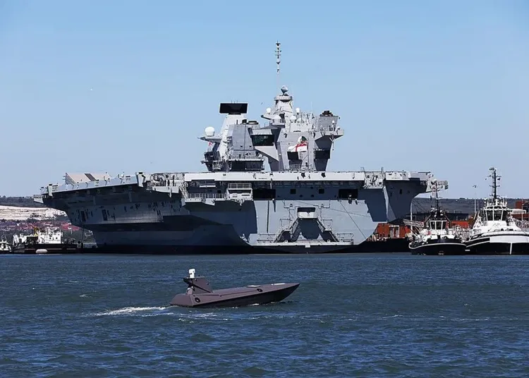 Un K3 Scout, equipado con la cámara espía, en uno de los puertos británicos. (Kraken Technology)