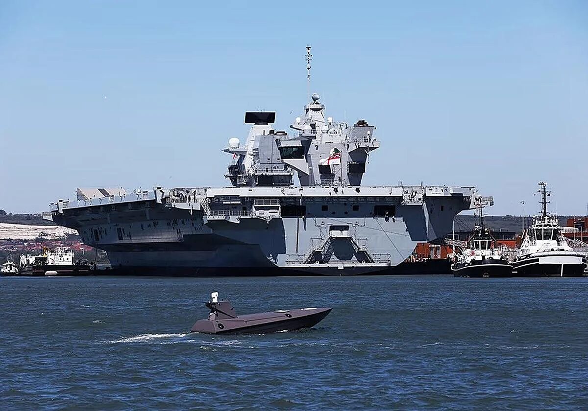 Un K3 Scout, equipado con la cámara espía, en uno de los puertos británicos. (Kraken Technology)
