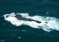 El PNS/M Hangor, primer submarino de la nueva clase incorporada por la Armada de Pakistán. Créditos: Zona Militar