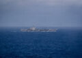 El portaaviones de la clase Nimitz USS Abraham Lincoln (CVN 72) transita por el Mar de China Meridional el 10 de enero de 2026. Créditos: Armada de EE.UU.