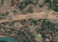 Imagen satelital del aeródromo de Ban Keun (Laos). Créditos: Google Earth.