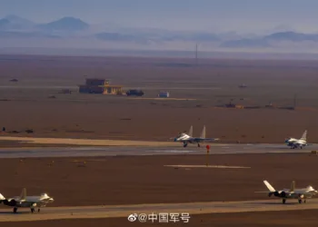 Inauguración oficial del Centro Conjunto de Apoyo y Entrenamiento y la Academia de Aviación de la Amistad China-Laos en el aeropuerto de Ban Keun (Bengen). Créditos: senolenis