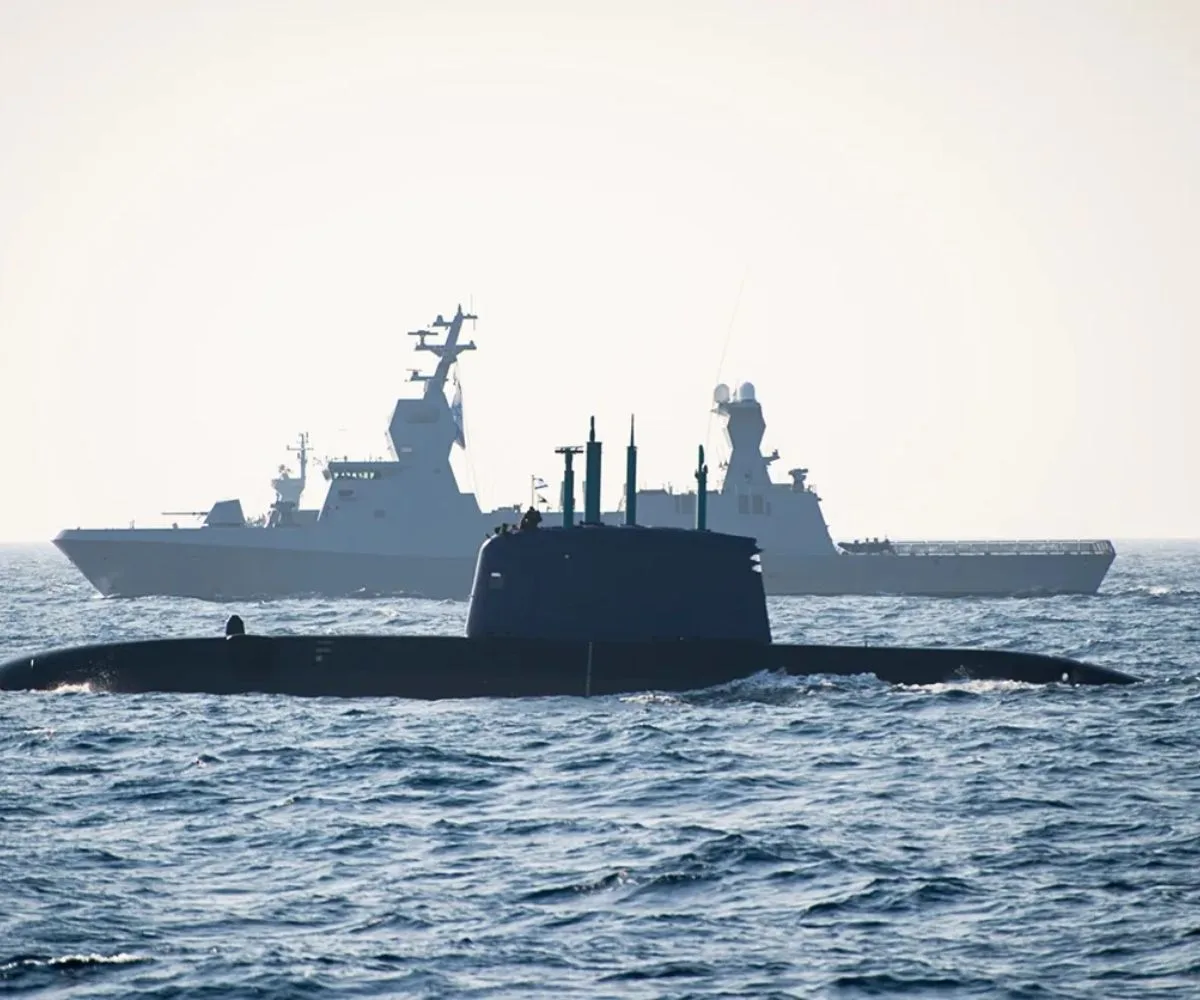 Uno de los submarinos Dolphin de la Armada Israelí durante su presencia en el ejercicio Juniper Strike 23. Imagen ilustrativa.