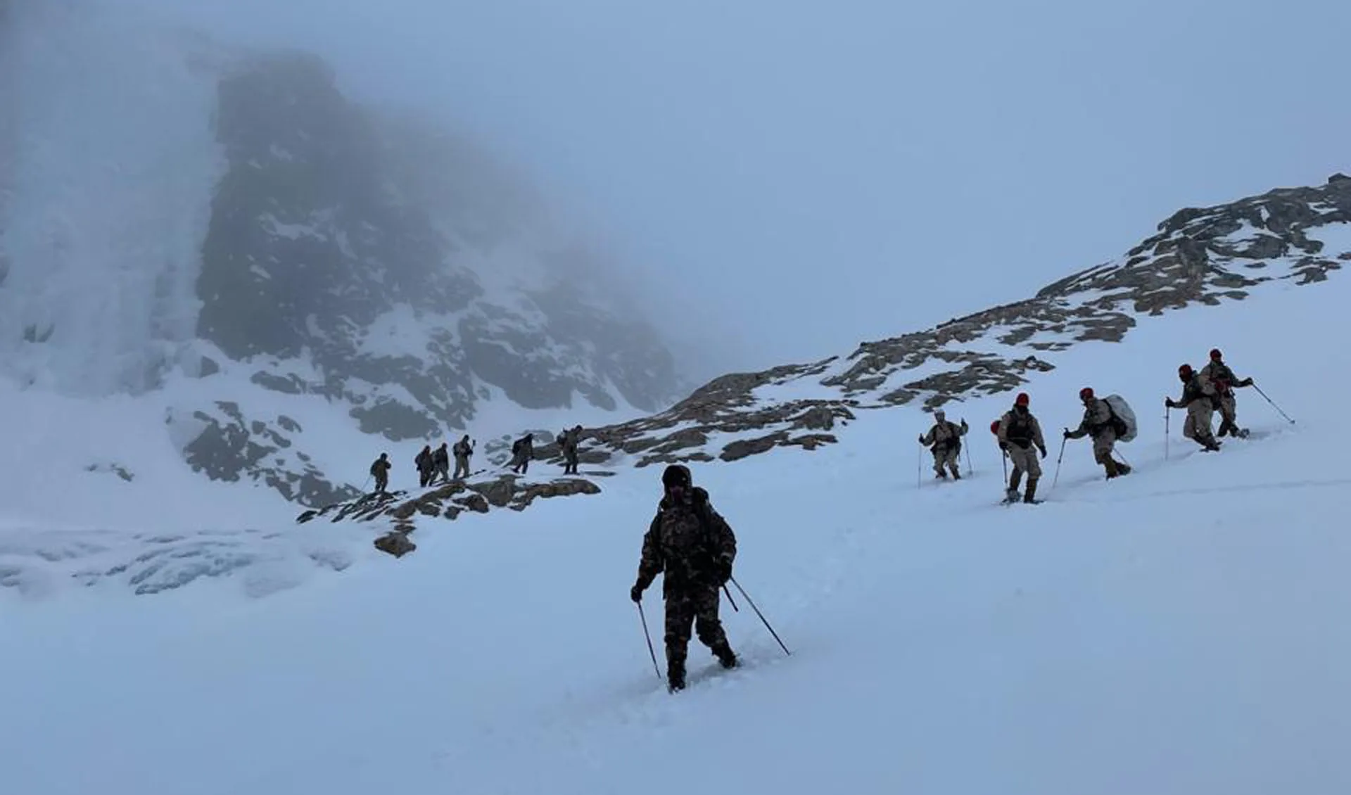 Ejercicios en Tierra del Fuego entre Batallón de Infantería de Marina Nº 4 y ocho integrantes de la Infantería de Marina de los Estados Unidos. Crédito: Armada Argentina