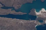 Imagen satelital de Puerto Argentino en 2016. Crédito: Copernicus