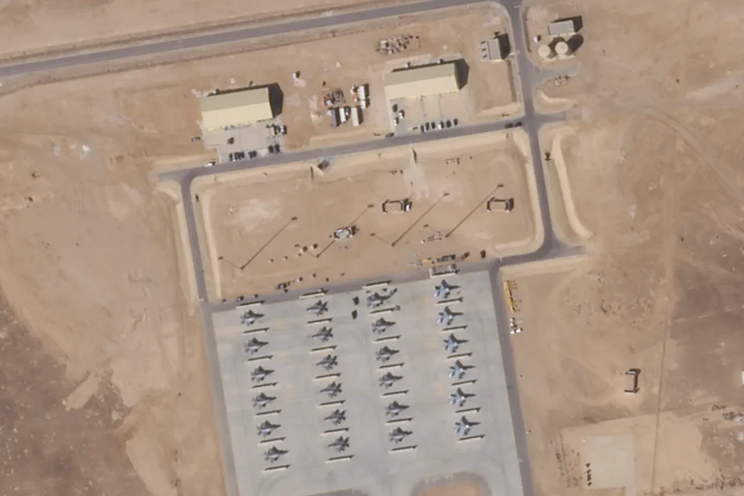 Las imágenes satelitales tomadas el 21 de febrero y proporcionadas por Planet muestran aeronaves en la base aérea Muwaffaq Salti, en Azraq, Jordania.