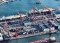 Imágenes satelitáles muestran en avance del nuevo portaaviones Type 004 de la Armada de China en el astillero de Dalian.