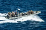 Operación conjunta de la Marina y el Cuerpo de Marines de EE.UU. con los buques USS San Antonio (LPD 17), USS Gridley (DDG 101) y la Littoral Combat Force-24 en el Pacífico frente a Sudamérica para contrarrestar carteles. Créditos: SOUTHCOM.