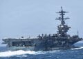 El portaaviones USS Abraham Lincoln (CVN 72) navega en el mar Arábigo el 29 de mayo de 2026, desplegado en el área de operaciones de la Quinta Flota de EE. UU. en Oriente Medio. Créditos: Armada de EE. UU.
