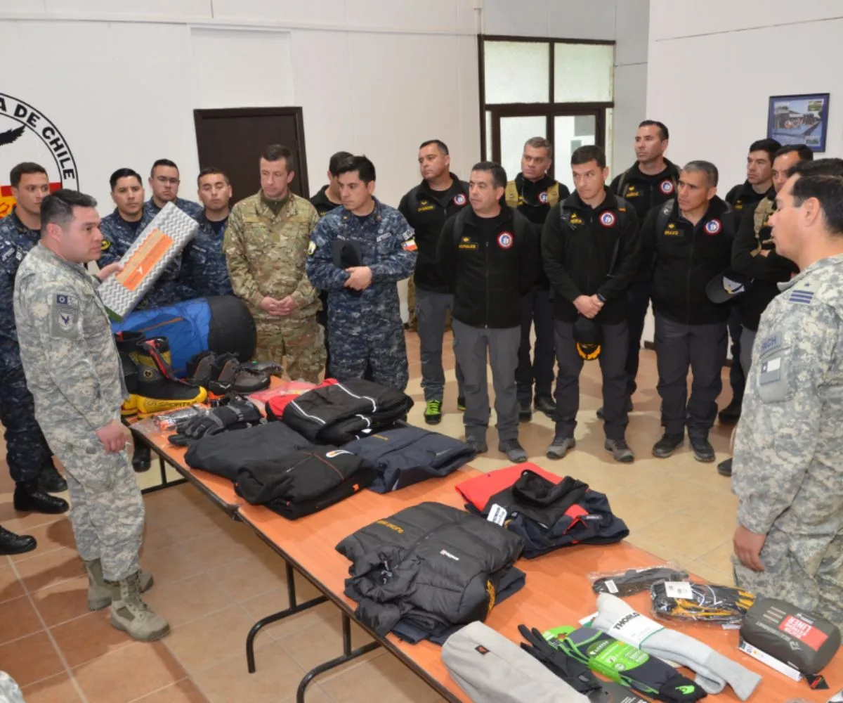 Instrucción y preparación de la próxima “Campaña de la Estación Polar Científica Conjunta Glaciar Unión"