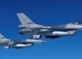 Aviones de combate F-16 de Países Bajos durante unas maniobras militares, en julio de 2023, que fueron transferidos a la Fuerza Aérea de Ucrania en el marco de la guerra contra Rusia