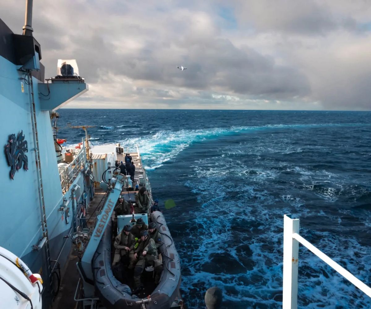 El patrullero oceánico británico HMS Medway en la Operación Southern Vigilance. Imagen ilustrativa