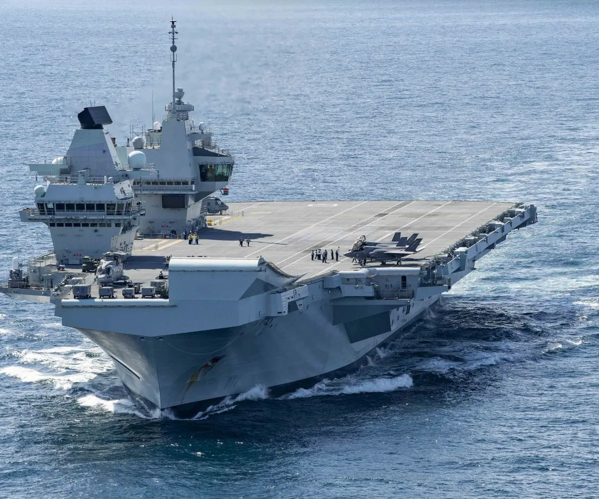 HMS Queen Elizabeth navegando en el Atlántico en octubre de 2019. Imagen ilustrativa