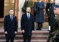 El secretario de Defensa británico, Wes Streeting, y su homólogo polaco, Władysław Kosiniak-Kamysz, en Varsovia, el miércoles 27 de octubre